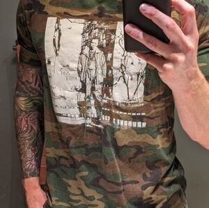 Size medium, Nas t shirt